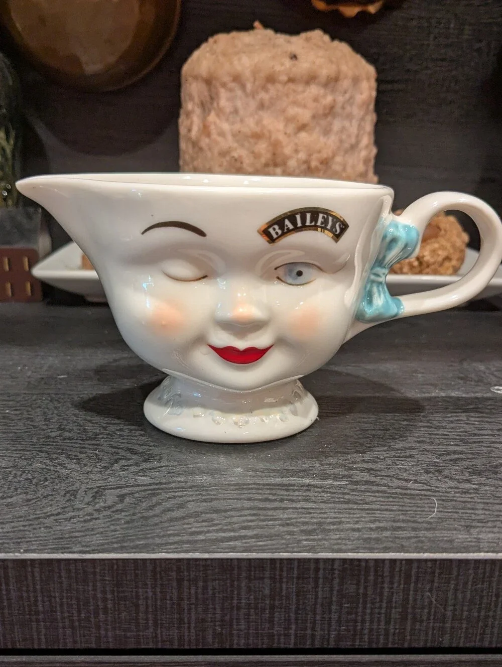 Baileys Irish Cream 1996 Limited Edition Wink Face Sugar Bowl & Creamer Set